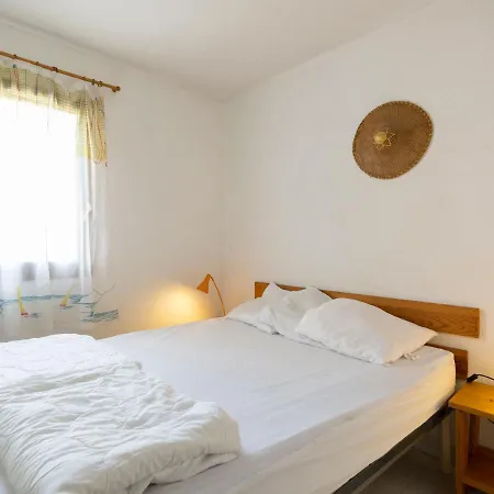 Διαμέρισμα 1 Bedroom And Alcove For 5