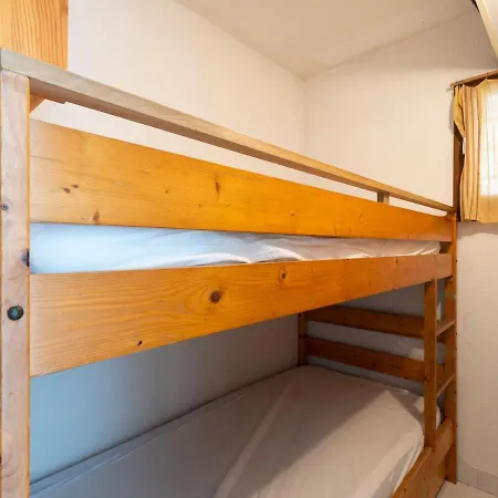 1 Bedroom And Alcove For 5 *