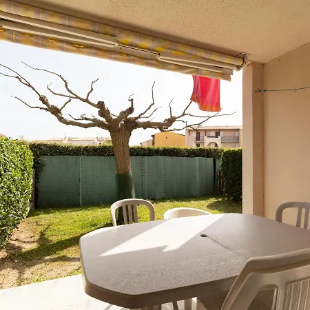 1 Bedroom And Alcove For 5 Agde
